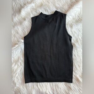 Black Seamless Ribbed Top